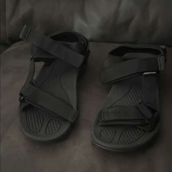 Black Men's Sandals - Picture 1 of 6